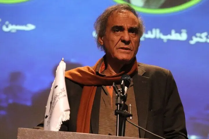 چرا کارگردانان حرفه‌ای تئاتر کم‌کار شده‌اند؟ سلطه اقتصاد بر تولید نمایش